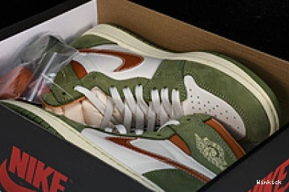 FB9934-300 High Jordan OG 1 “Celadon” Air 0730